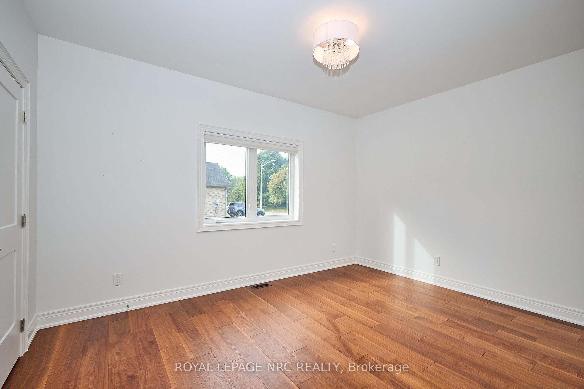 Photo 19 of 1129 Balfour Street, Pelham, Fenwick — HOMEH