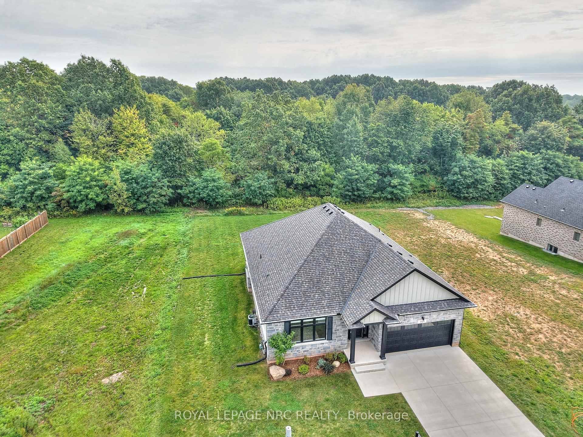 Photo 31 of 1129 Balfour Street, Pelham, Fenwick — HOMEH