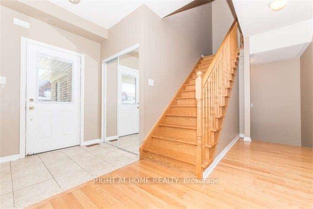 Photo 4 of 780 Ormond Drive, Oshawa, Samac — HOMEH