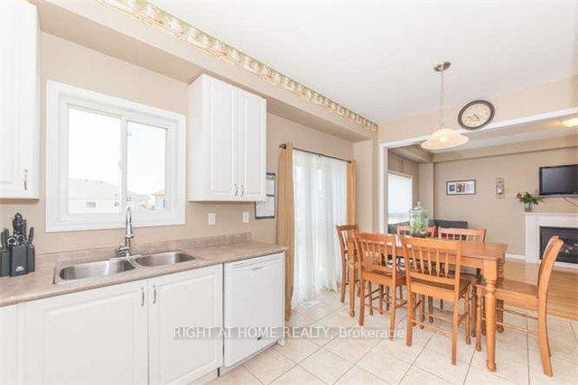 Photo 8 of 780 Ormond Drive, Oshawa, Samac — HOMEH