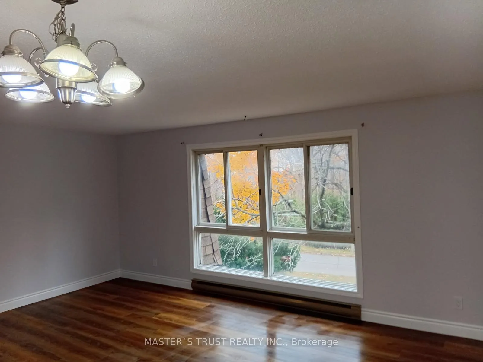 Photo 3 of Unit 3, 190 Borland Street E, Orillia — HOMEH