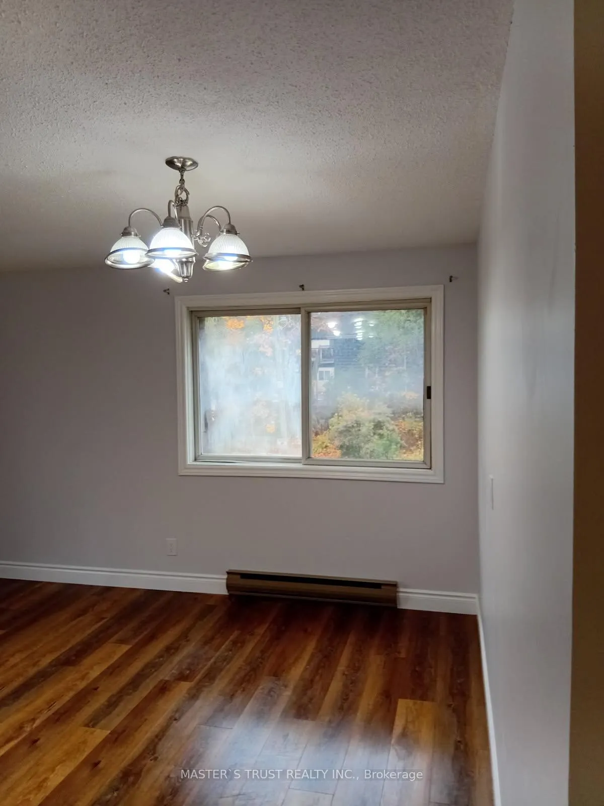 Photo 5 of Unit 3, 190 Borland Street E, Orillia — HOMEH