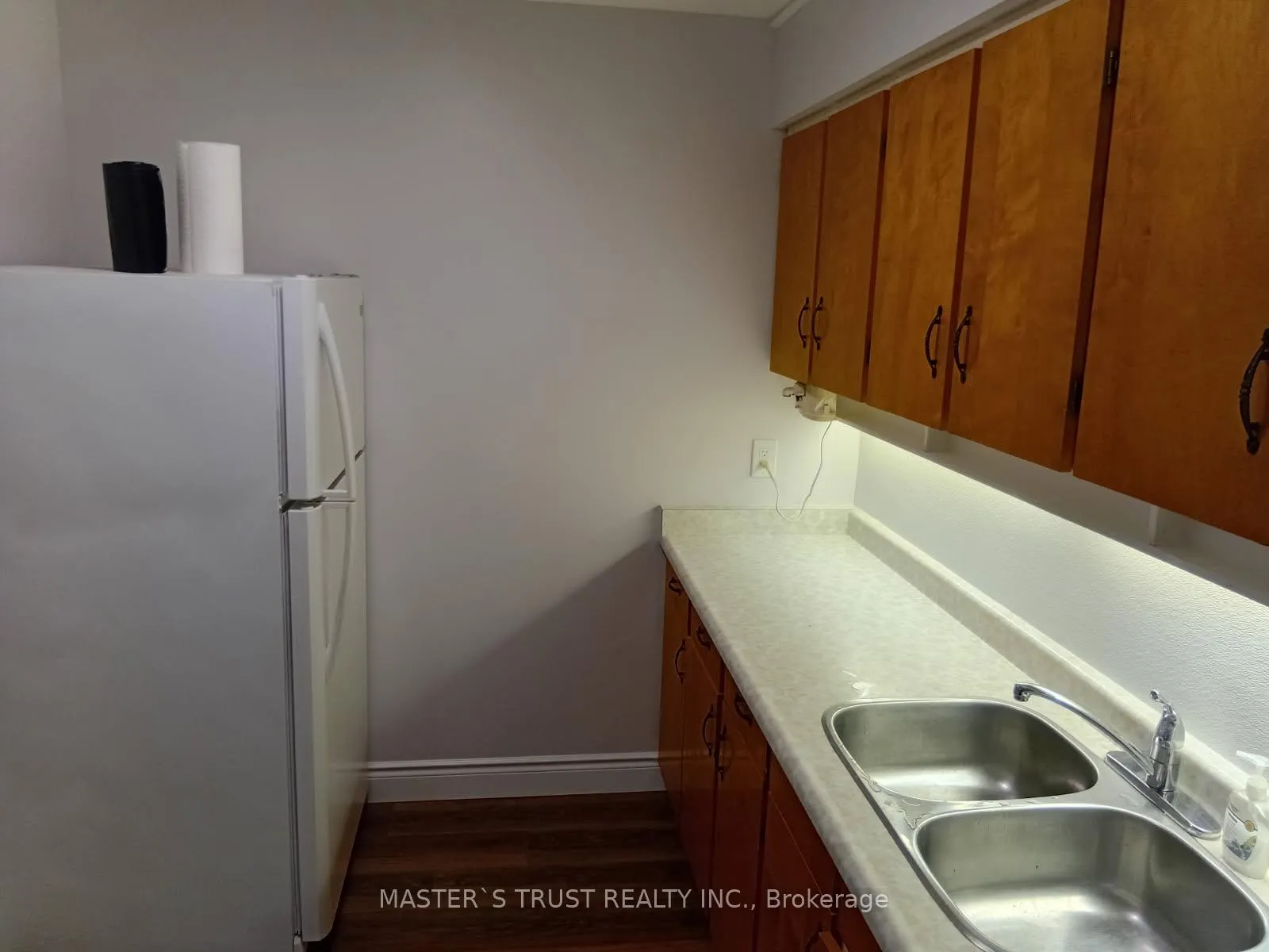 Photo 7 of Unit 3, 190 Borland Street E, Orillia — HOMEH