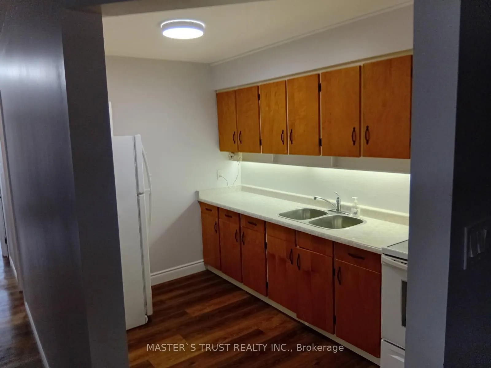 Photo 9 of Unit 3, 190 Borland Street E, Orillia — HOMEH