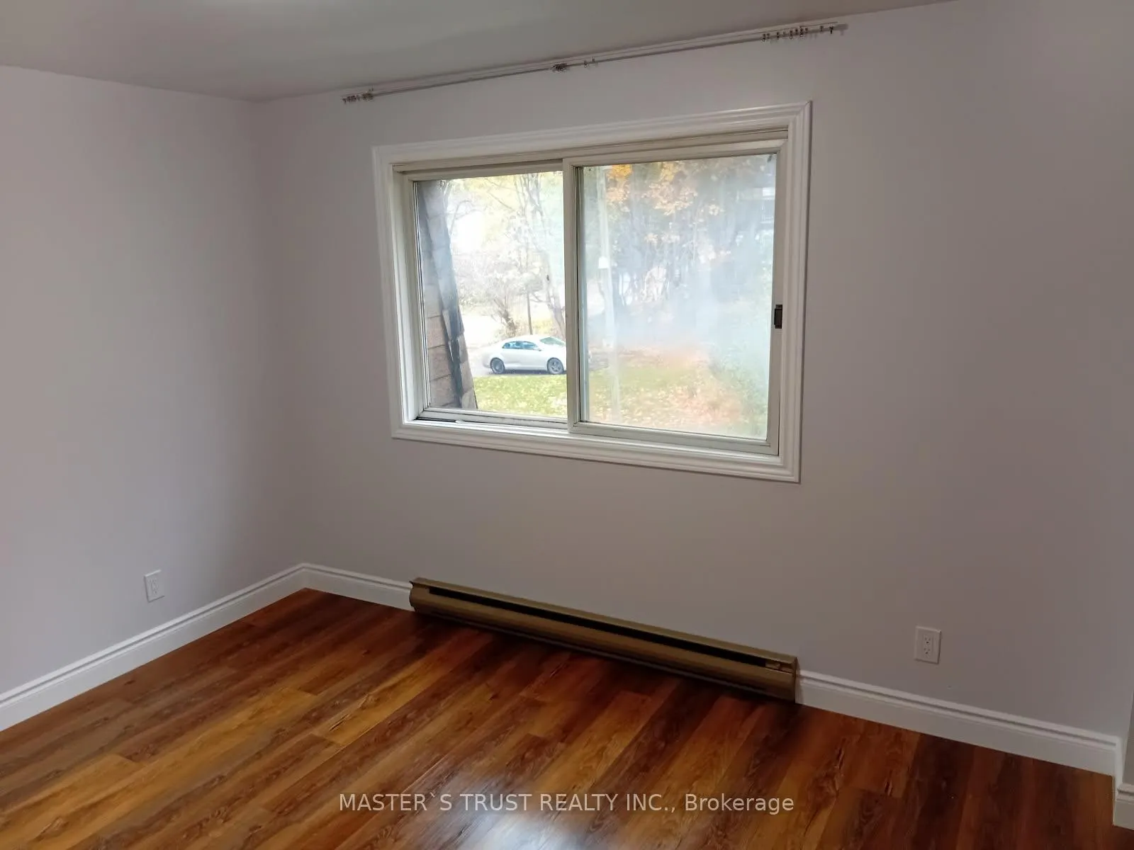 Photo 15 of Unit 3, 190 Borland Street E, Orillia — HOMEH