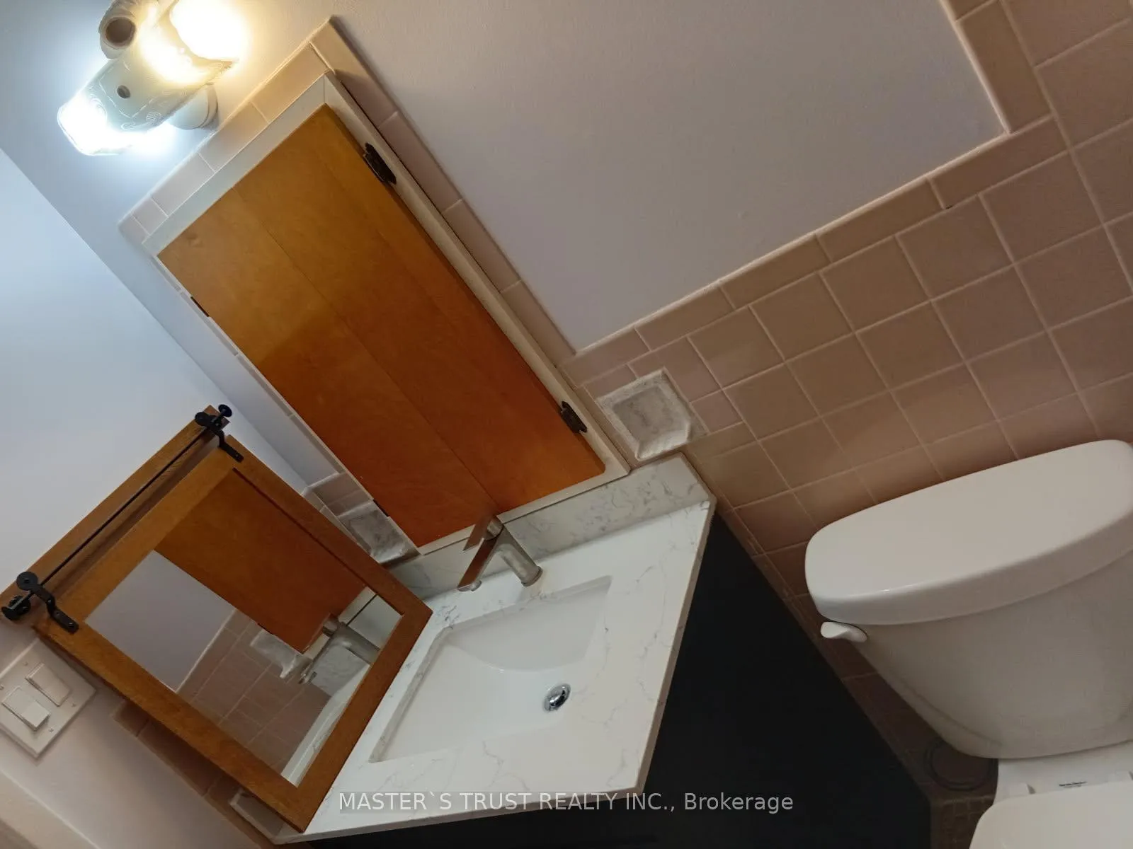 Photo 19 of Unit 3, 190 Borland Street E, Orillia — HOMEH