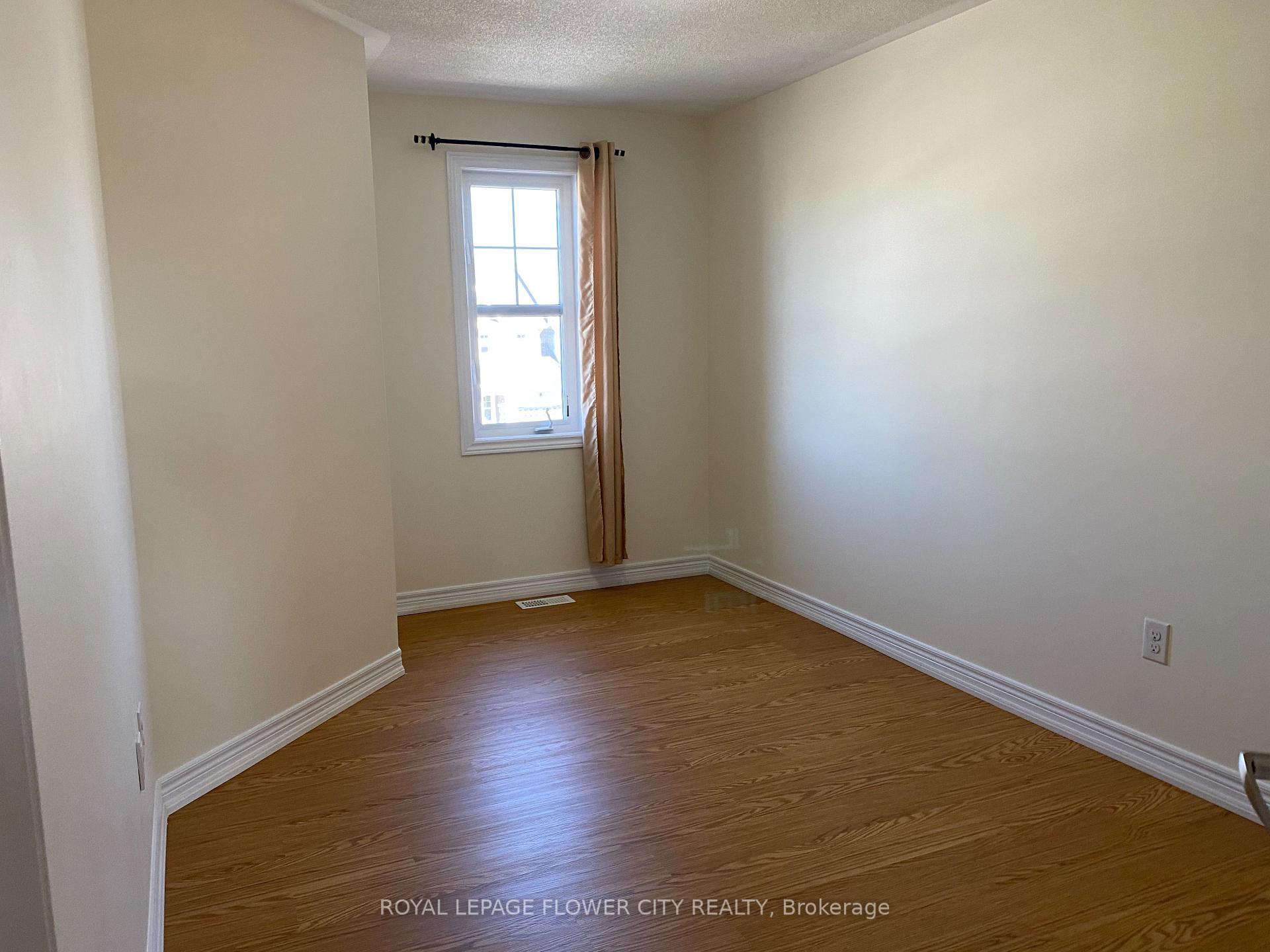Photo 13 of 108 Swenson Street, New Tecumseth, Alliston — HOMEH