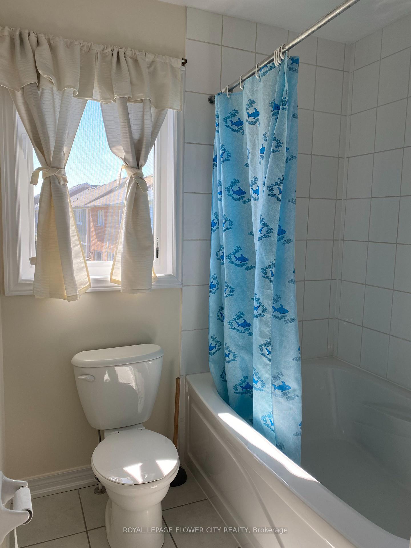 Photo 24 of 108 Swenson Street, New Tecumseth, Alliston — HOMEH