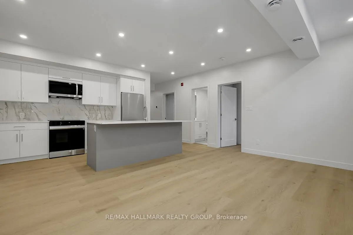 Photo 5 of Unit 1, 199 Columbus Avenue, Ottawa, Overbrook/Castle Heights — HOMEH