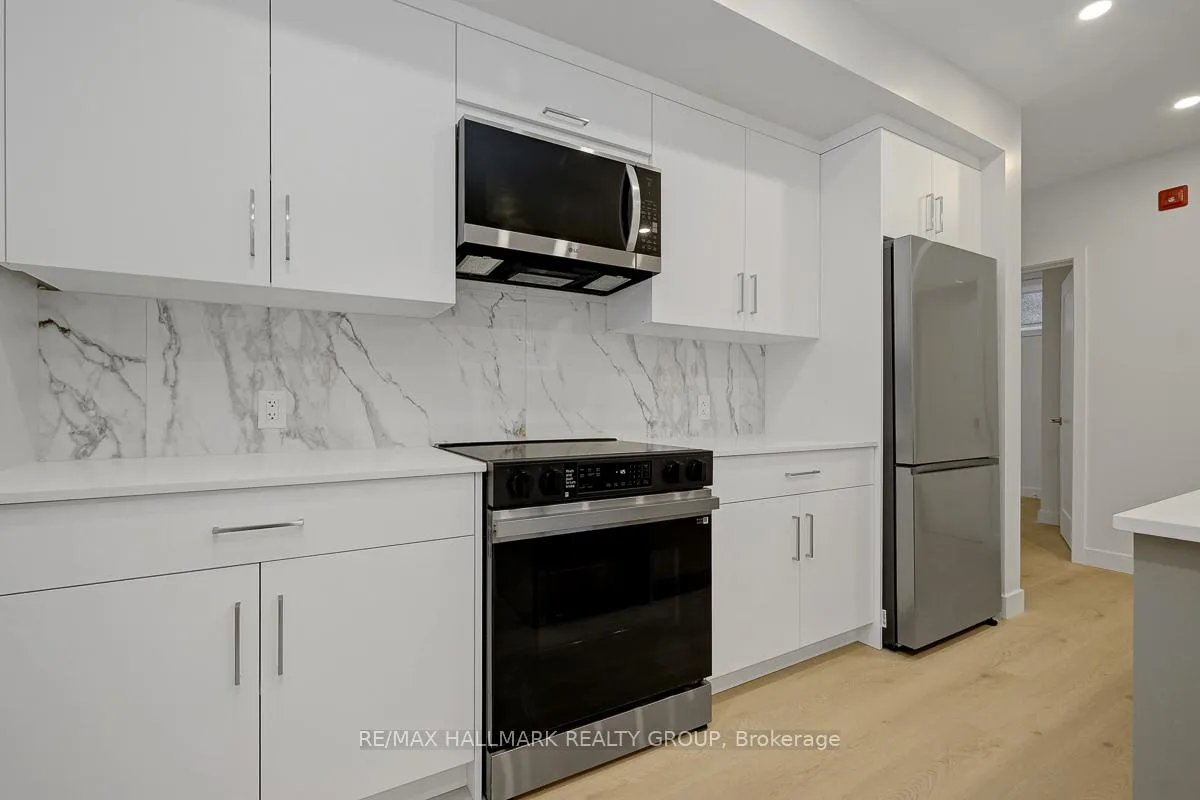 Photo 11 of Unit 1, 199 Columbus Avenue, Ottawa, Overbrook/Castle Heights — HOMEH