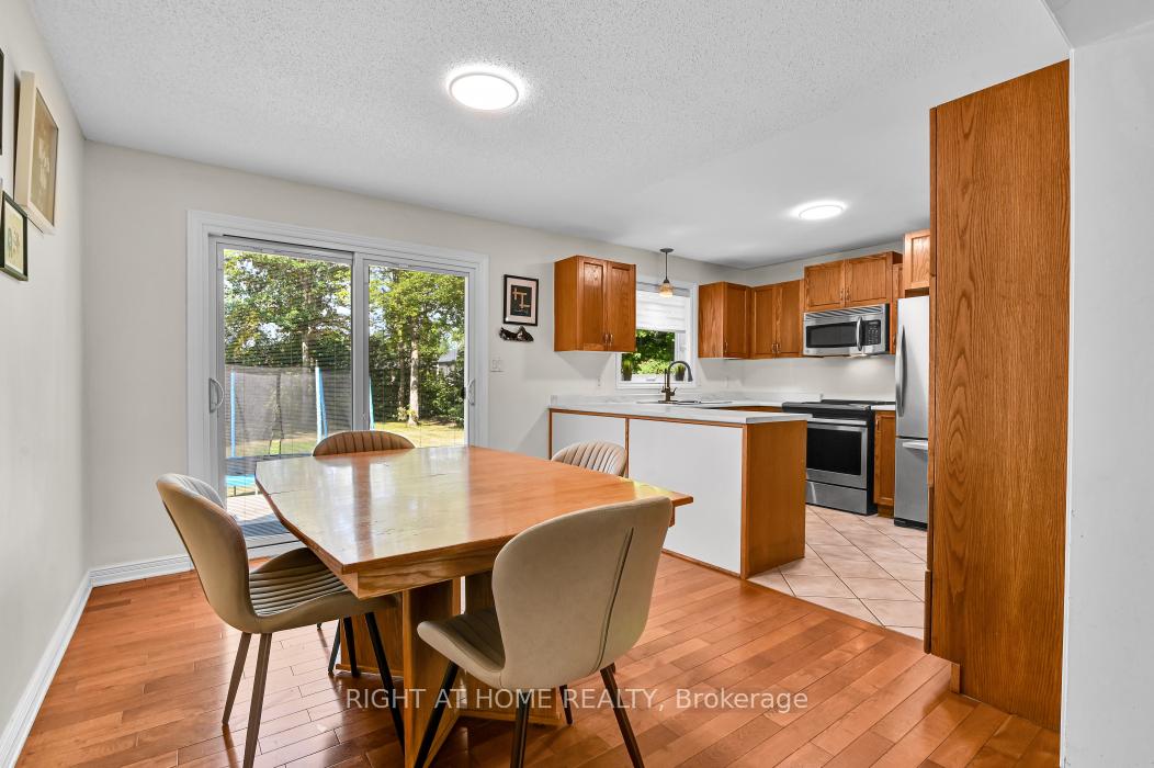 Photo 7 of 1696 Christina Crescent, North Dundas, North Dundas (Mountain) Twp — HOMEH