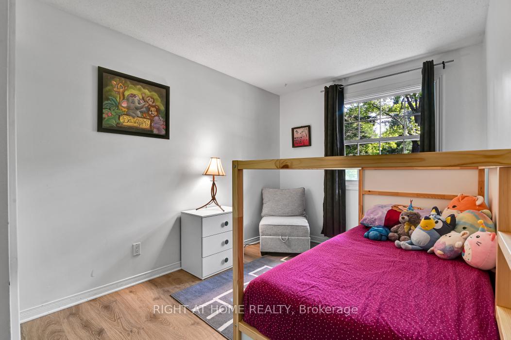 Photo 14 of 1696 Christina Crescent, North Dundas, North Dundas (Mountain) Twp — HOMEH