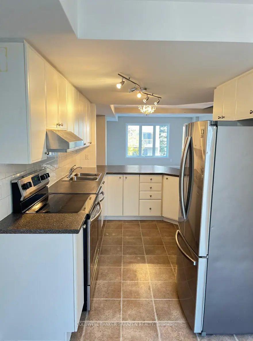 Photo 3 of 24 Bonfield Private, Ottawa, Avalon East — HOMEH