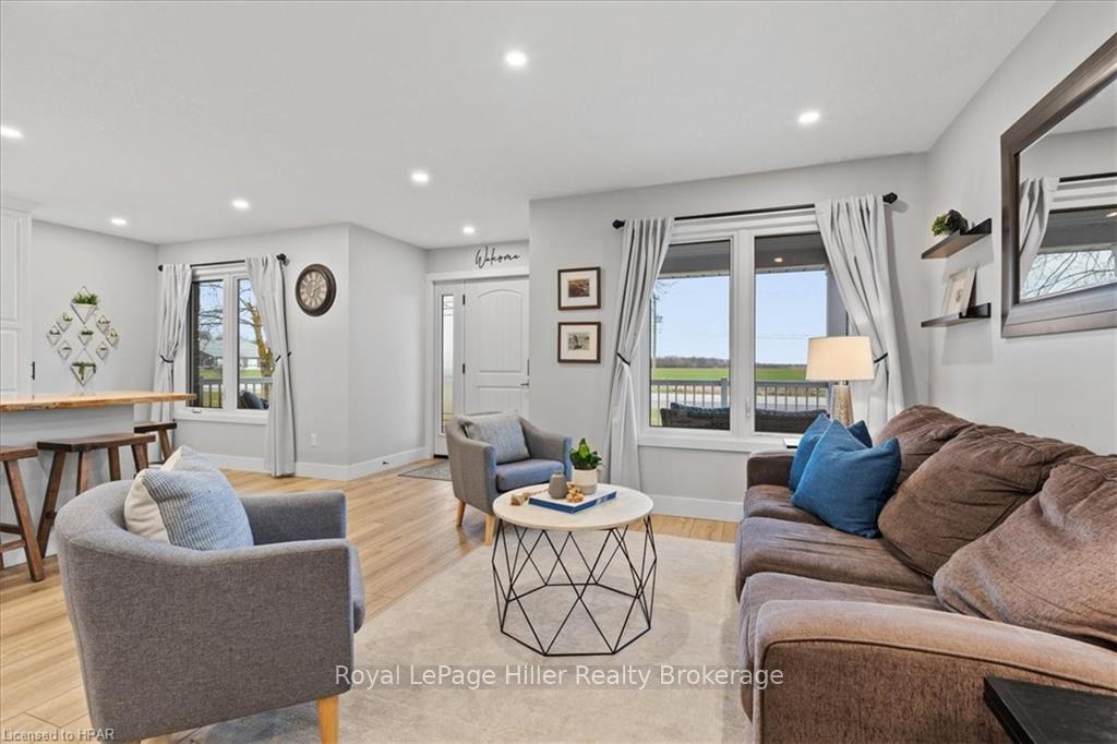 Photo 8 of 4335 Perth Road 119, Perth East, Ellice — HOMEH