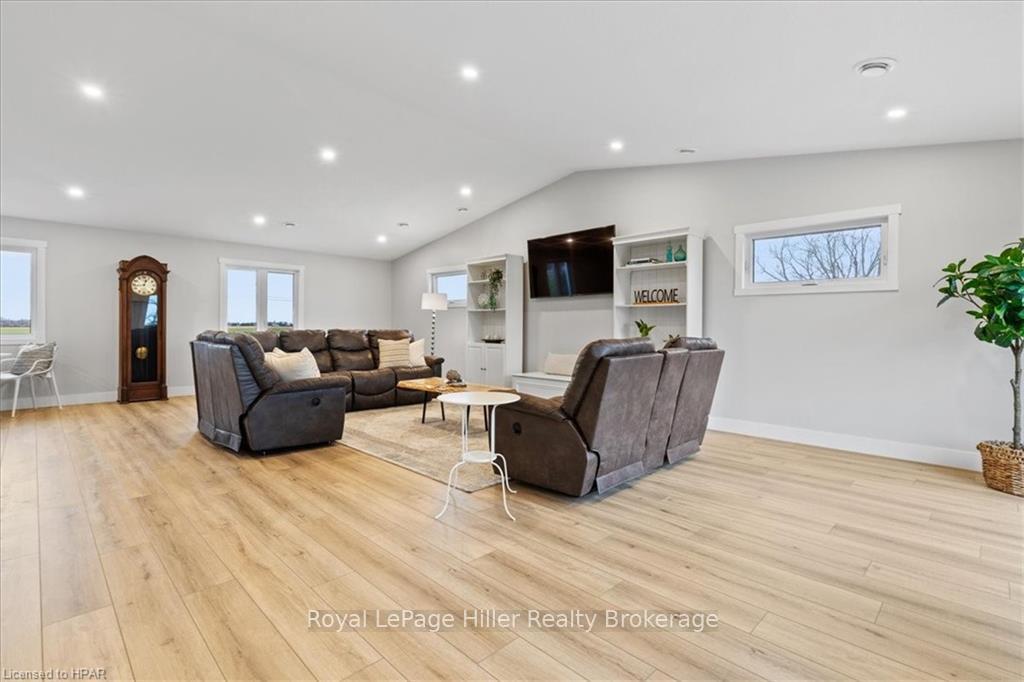Photo 20 of 4335 Perth Road 119, Perth East, Ellice — HOMEH
