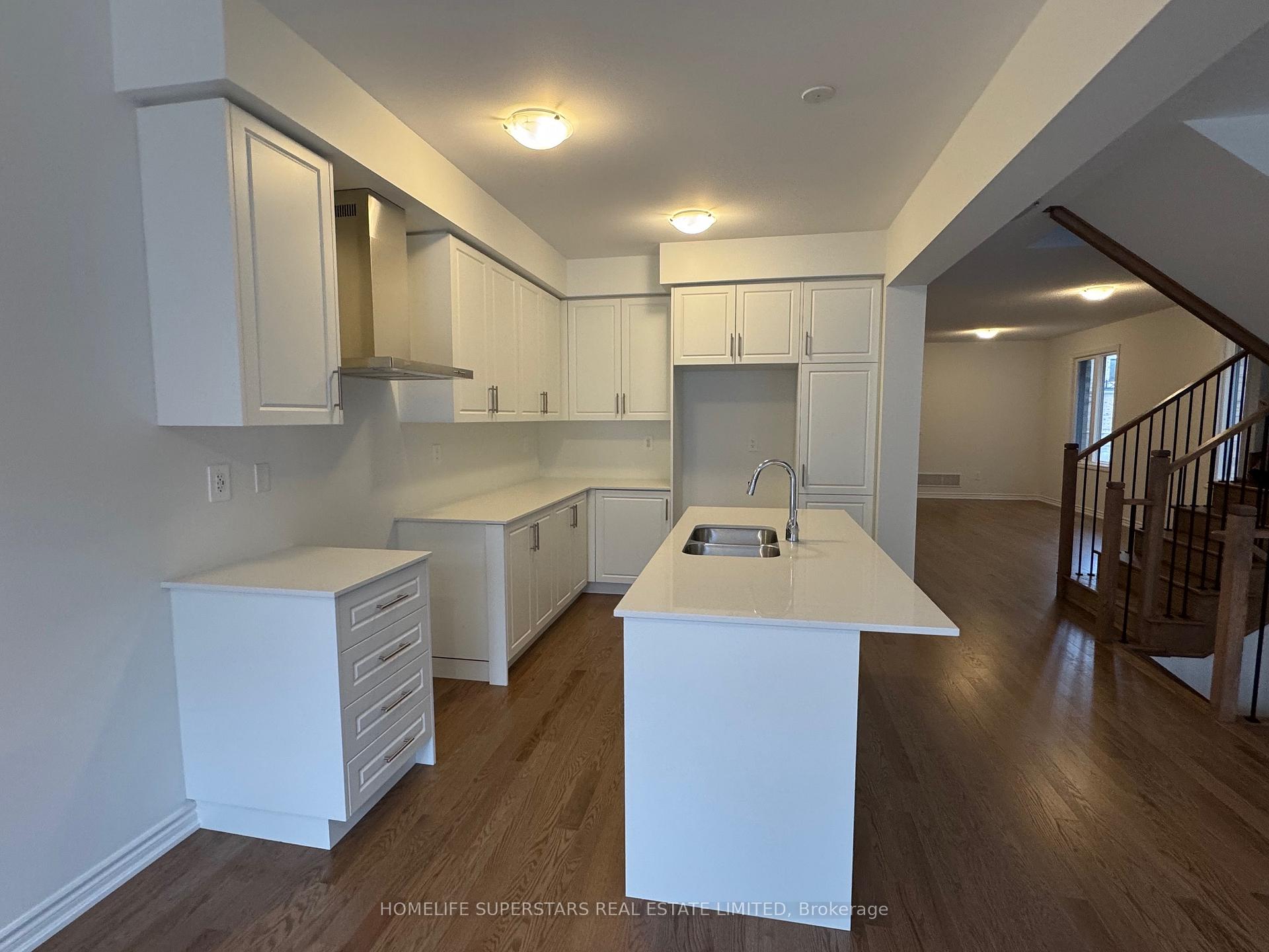 Photo 4 of 1428 Savoline Boulevard, Milton, Walker — HOMEH