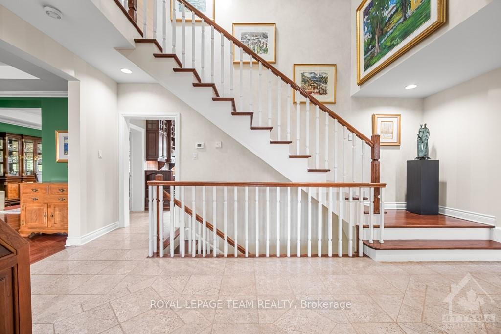 Photo 14 of 33 Durham, Ottawa, Lindenlea — HOMEH