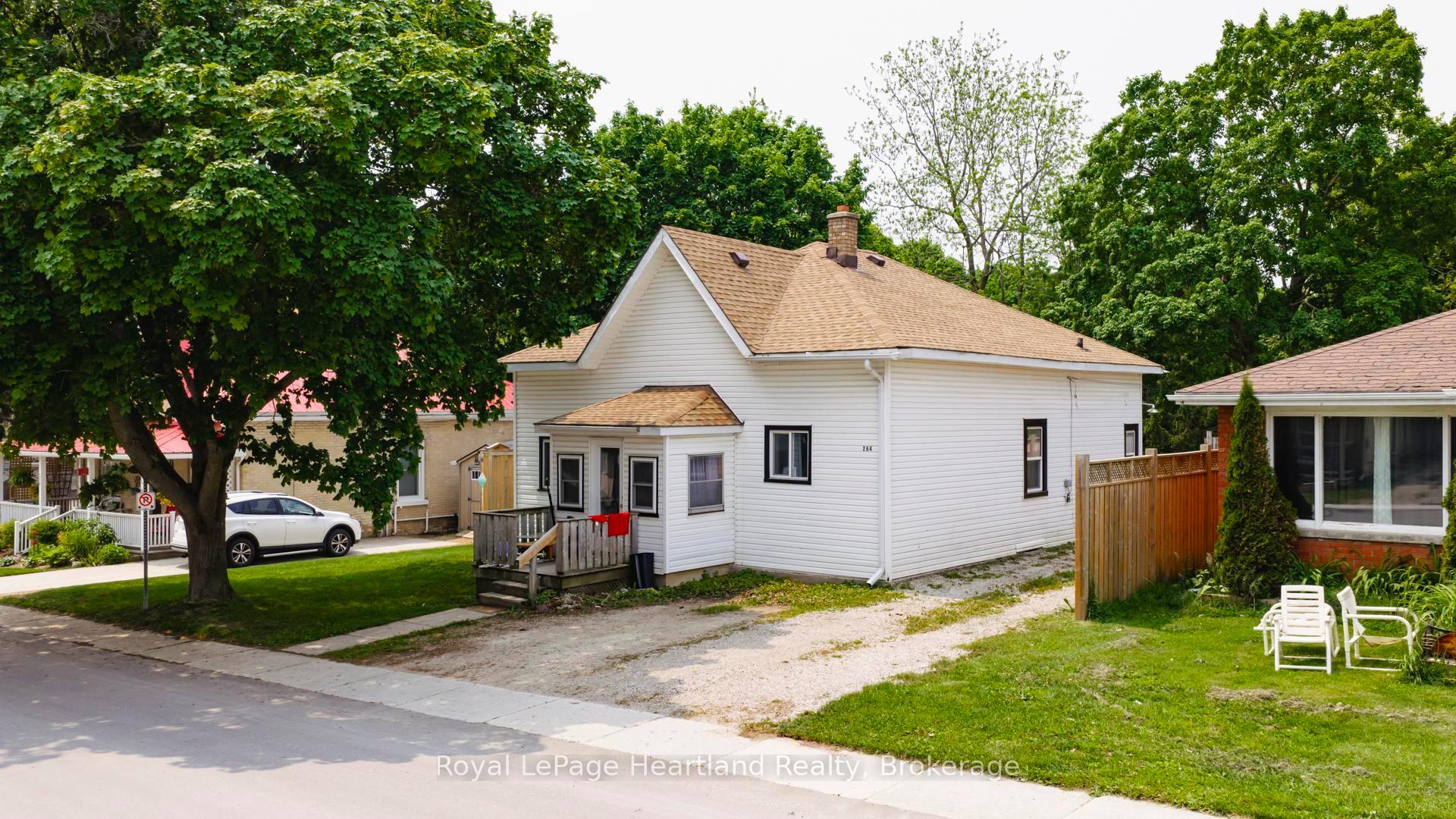 Photo 1 of 264 Edward Street, North Huron, Wingham — HOMEH