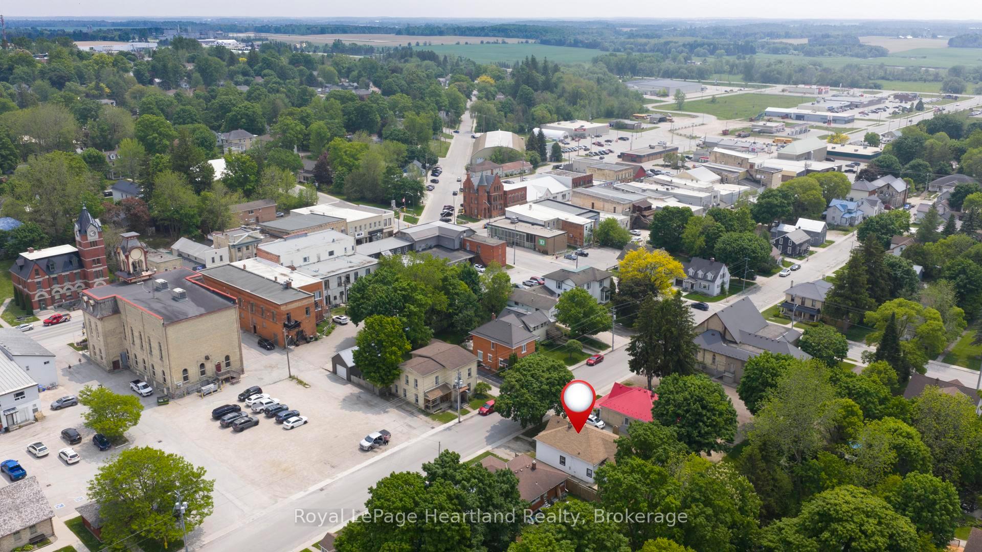 Photo 7 of 264 Edward Street, North Huron, Wingham — HOMEH