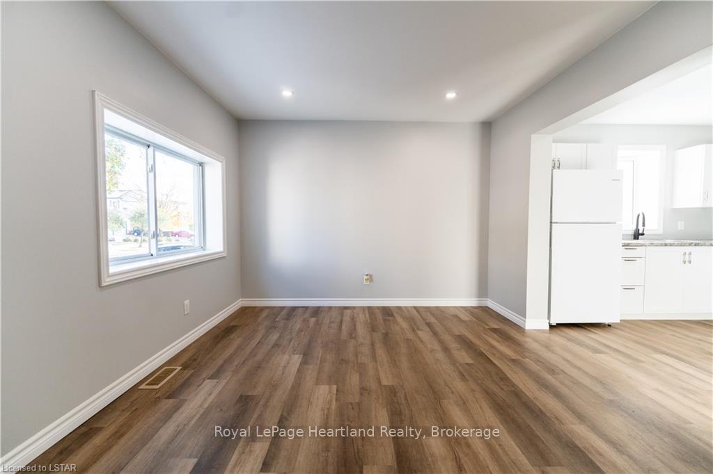 Photo 9 of 264 Edward Street, North Huron, Wingham — HOMEH