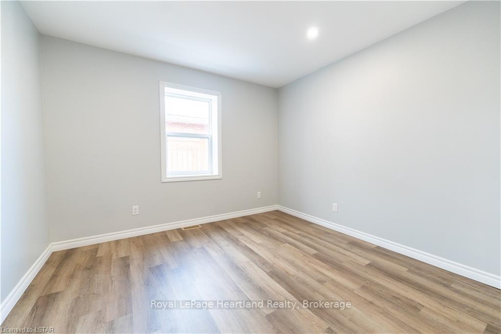 Photo 11 of 264 Edward Street, North Huron, Wingham — HOMEH