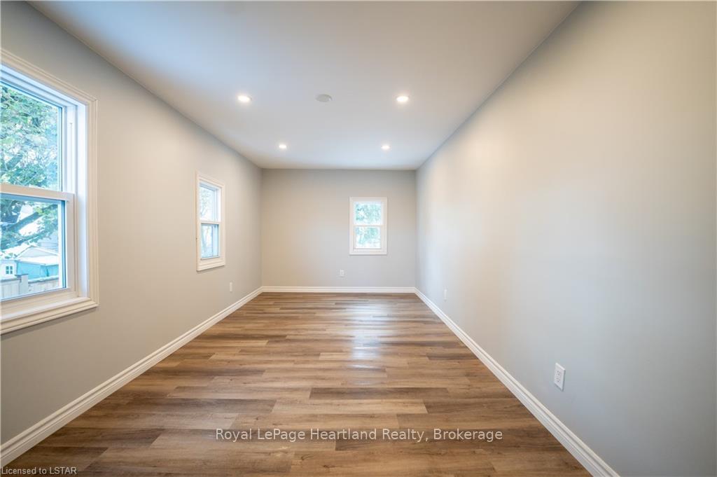 Photo 23 of 264 Edward Street, North Huron, Wingham — HOMEH