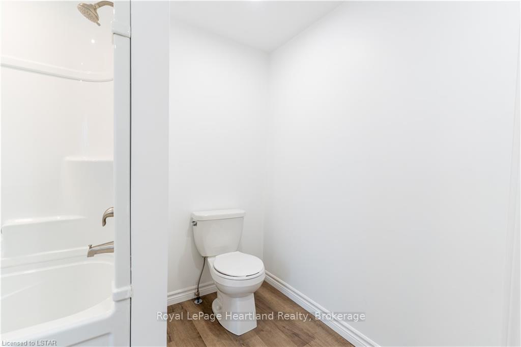Photo 26 of 264 Edward Street, North Huron, Wingham — HOMEH