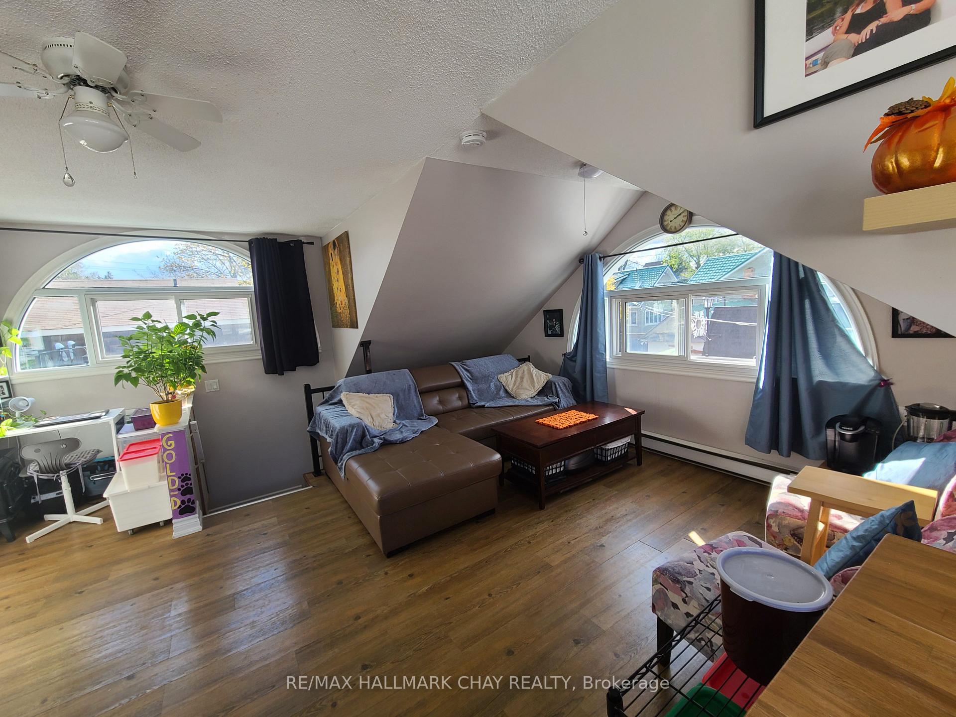 Photo 8 of 27 Paris Street, New Tecumseth, Alliston — HOMEH