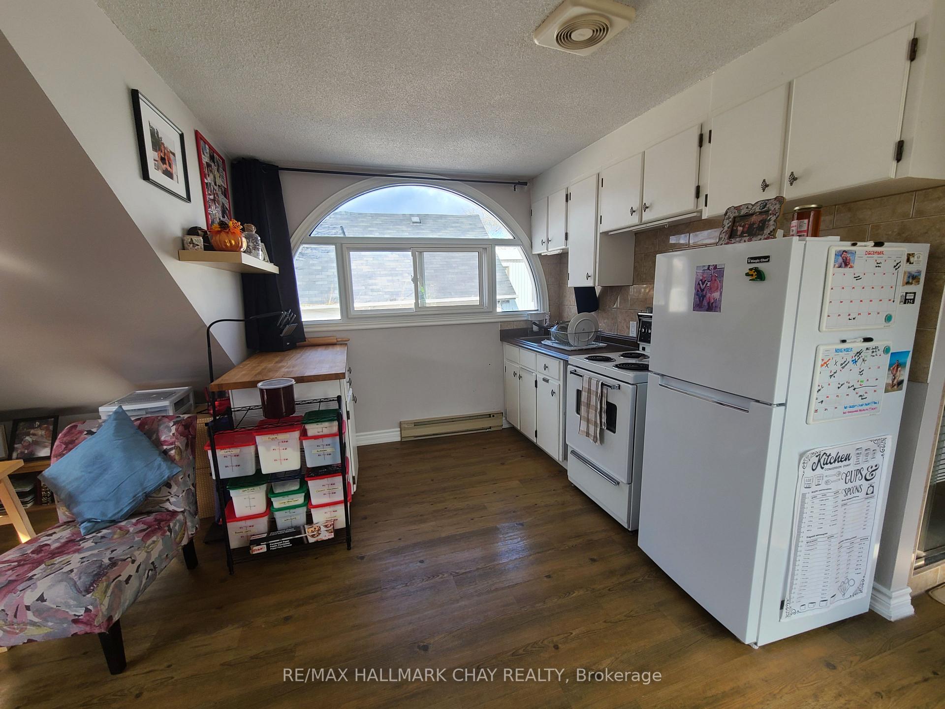 Photo 9 of 27 Paris Street, New Tecumseth, Alliston — HOMEH