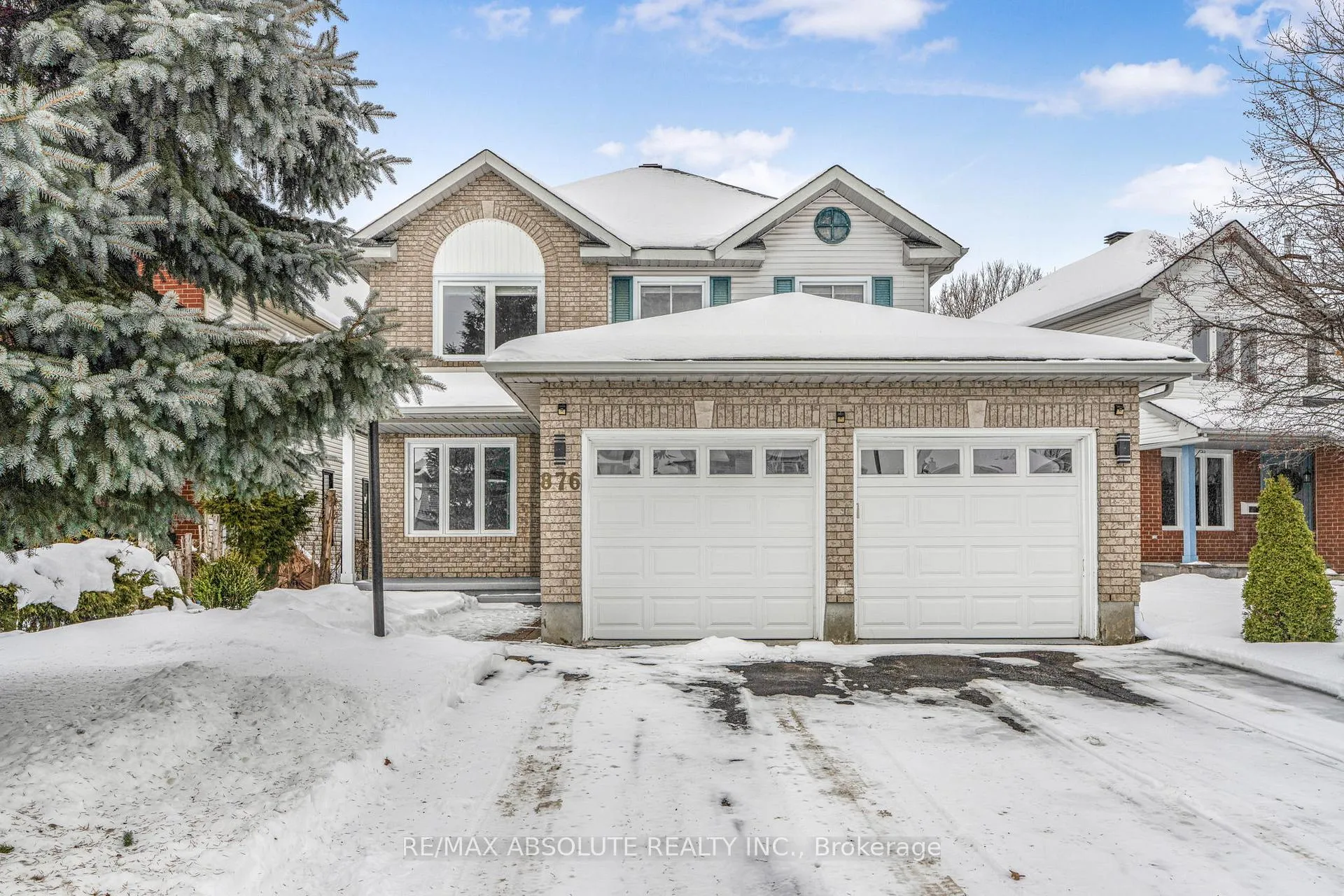 Photo 1 of 876 Clearcrest Crescent, Ottawa, Fallingbrook/Ridgemount — HOMEH