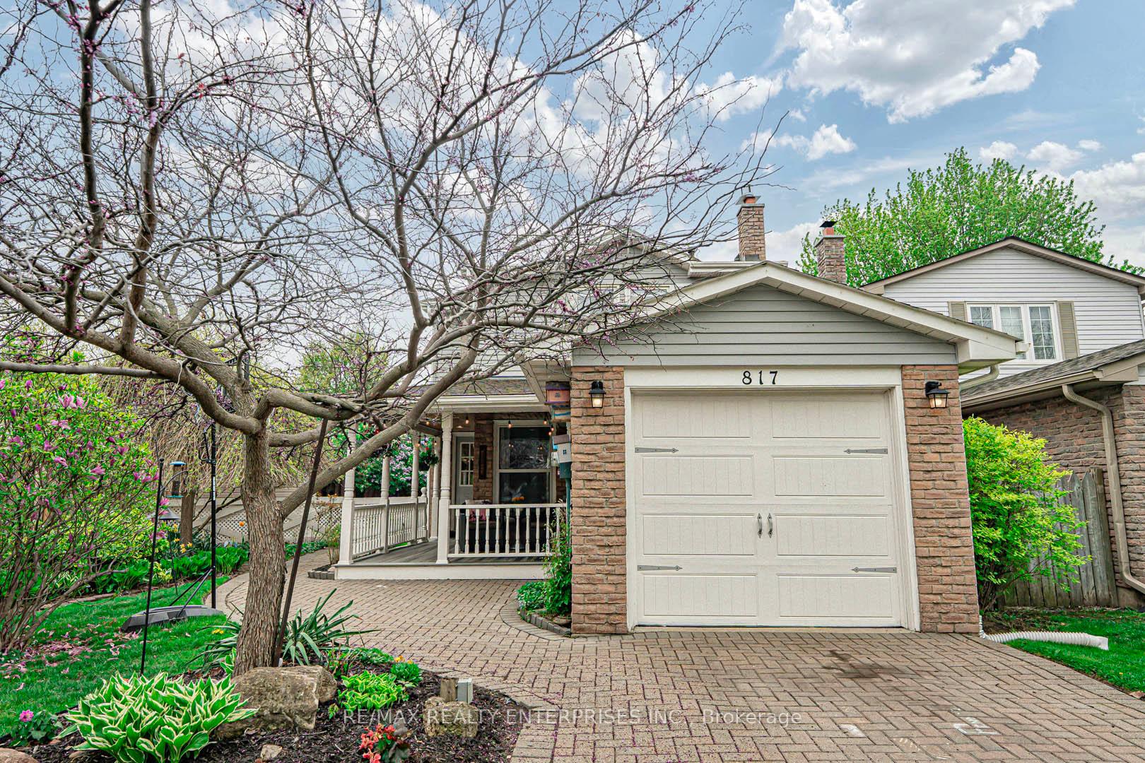Front of 817 Merritt Drive