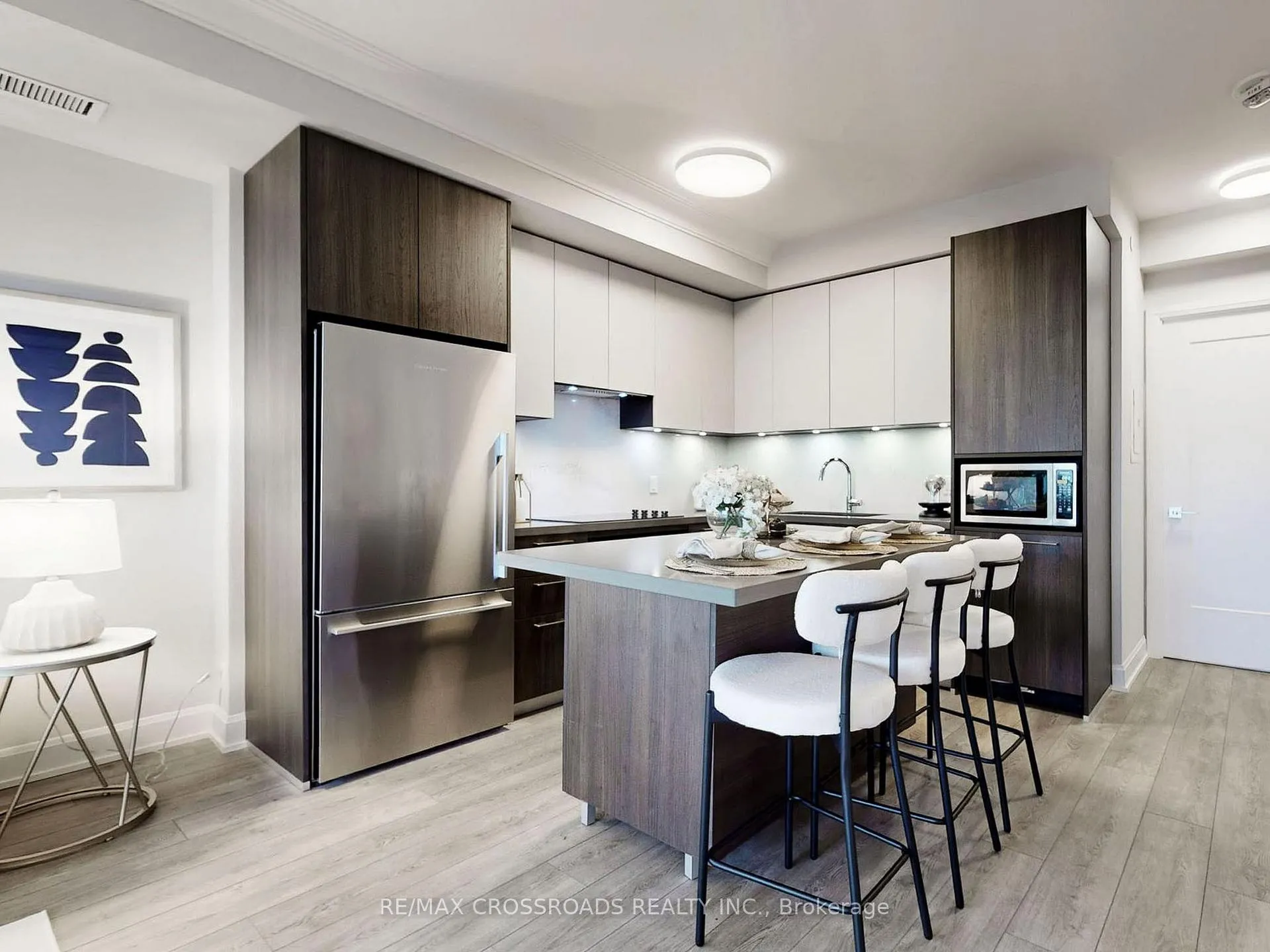 Photo 13 of Unit 1710, 38 Water Walk Drive, Markham, Unionville — HOMEH