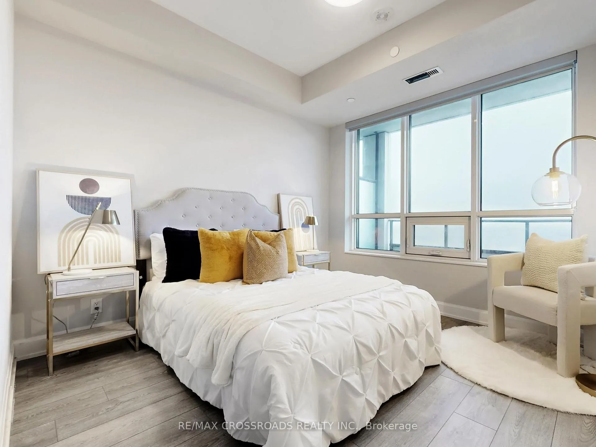 Photo 16 of Unit 1710, 38 Water Walk Drive, Markham, Unionville — HOMEH