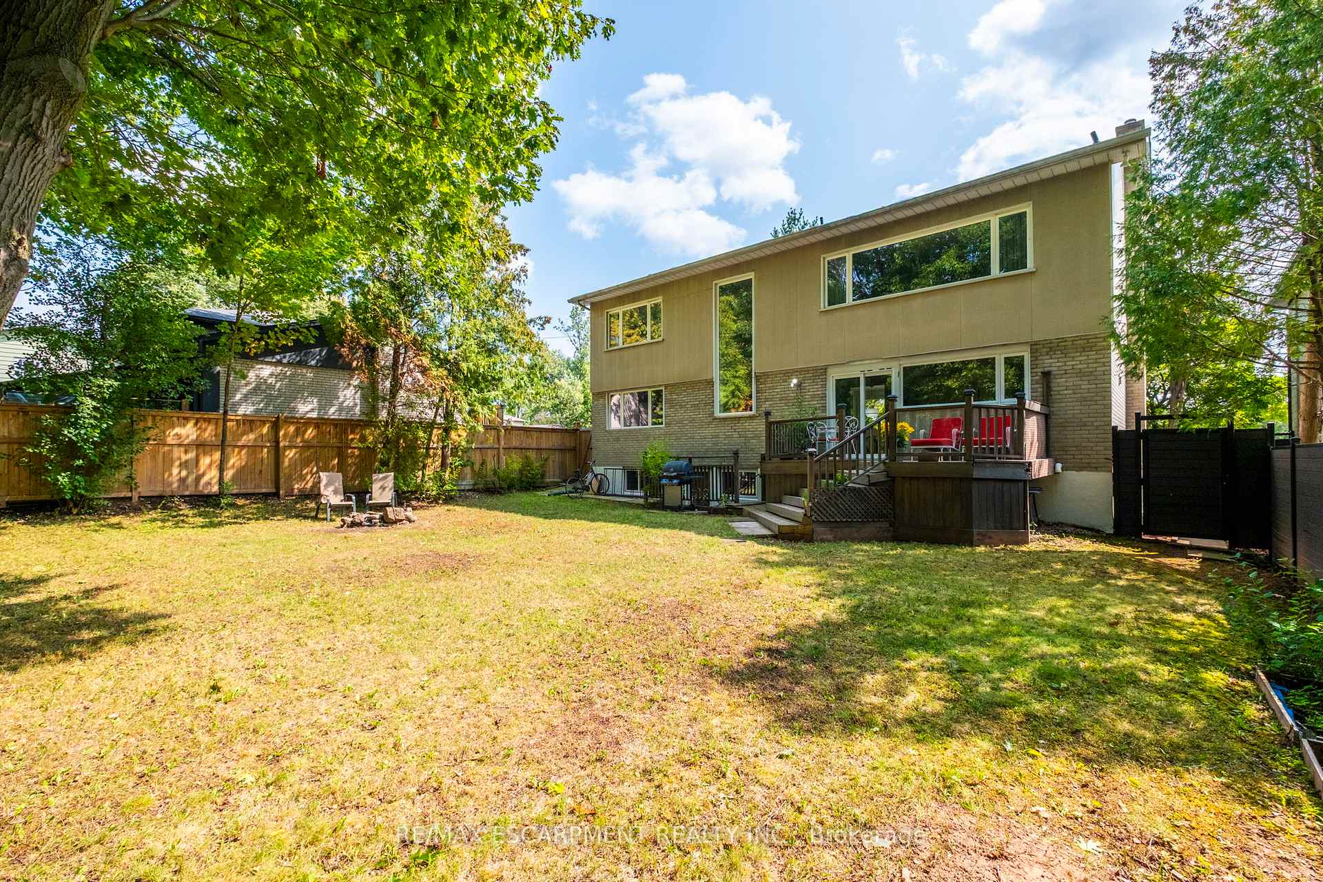 Photo 38 of 463 Grand Boulevard, Oakville, Falgarwood — HOMEH