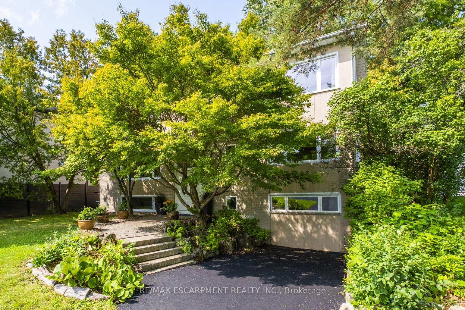 Photo 43 of 463 Grand Boulevard, Oakville, Falgarwood — HOMEH