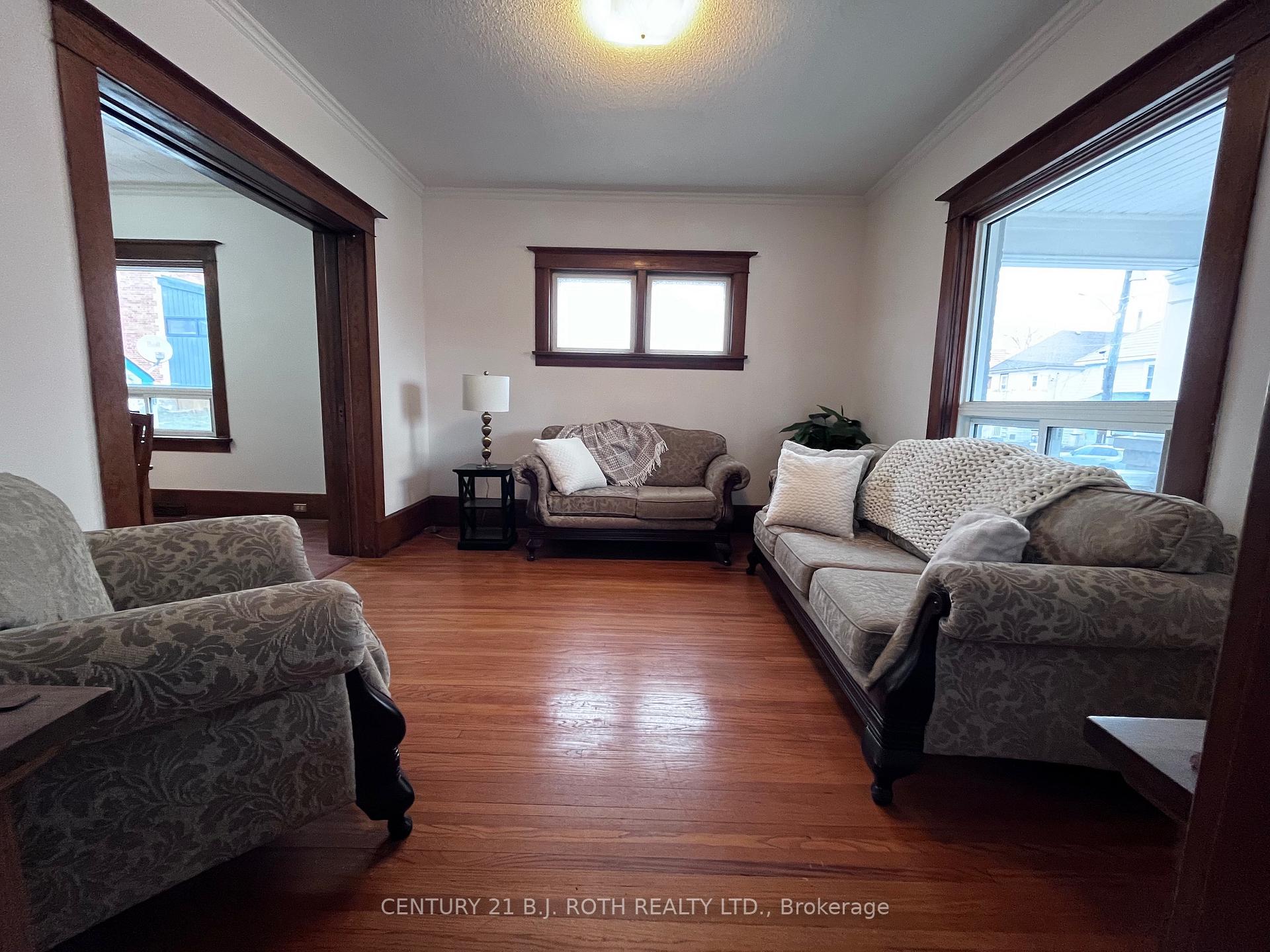 Photo 18 of 130 Mary Street, Orillia — HOMEH