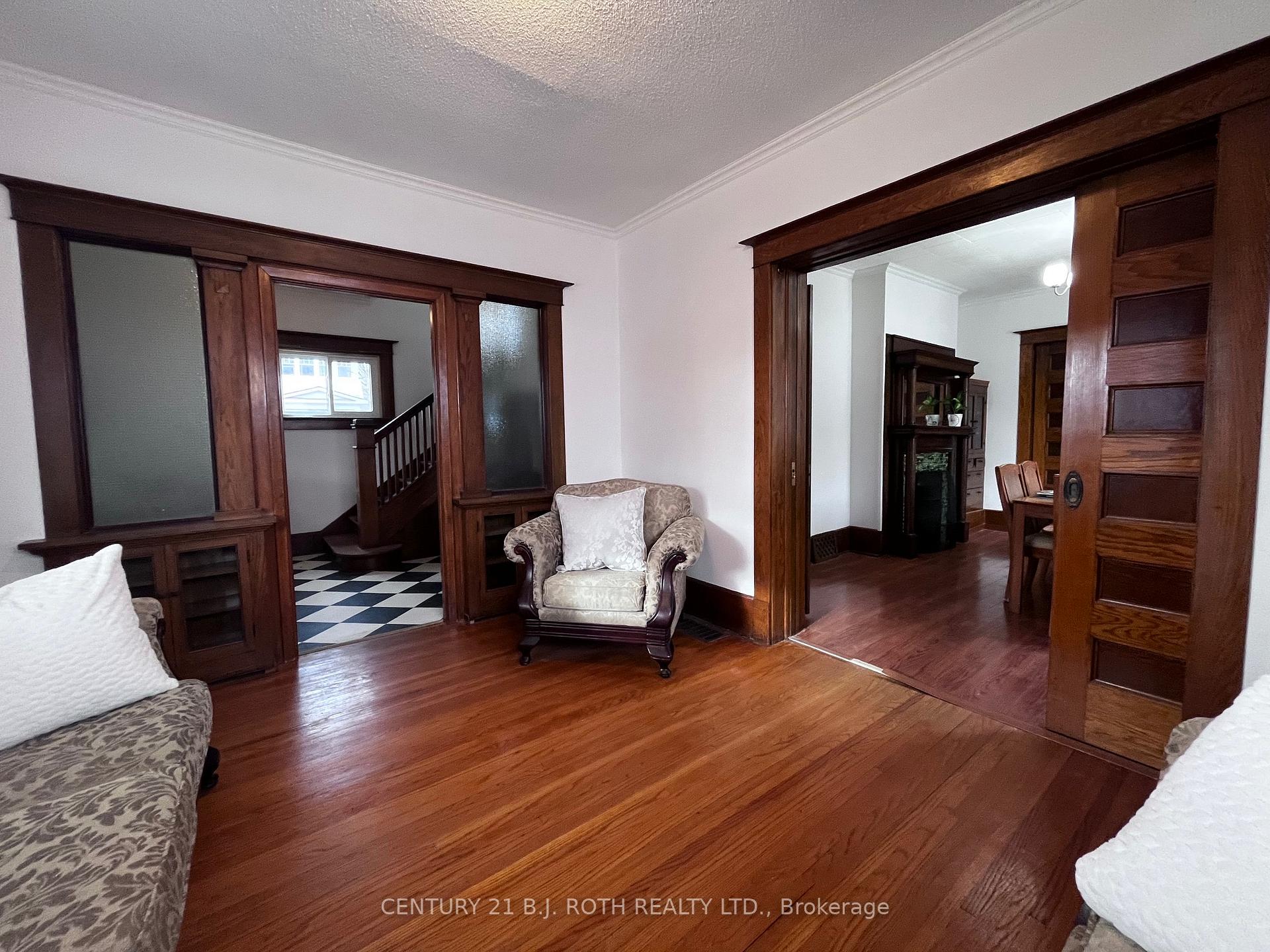 Photo 19 of 130 Mary Street, Orillia — HOMEH