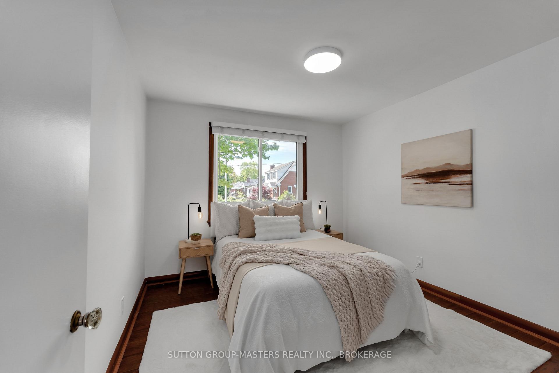Photo 15 of 47 Oak Street, Kingston, East of Sir John A. Blvd — HOMEH