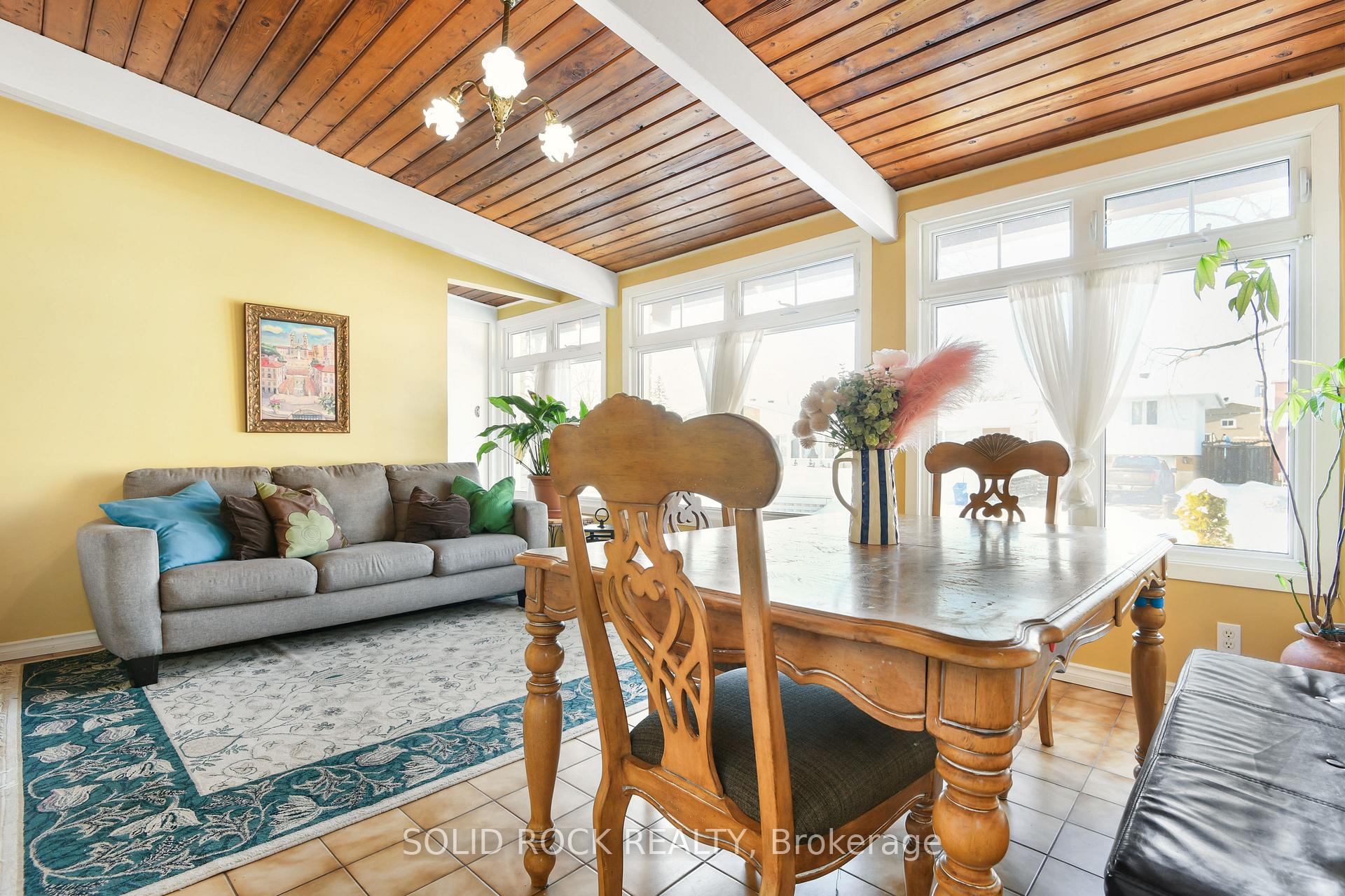 Photo 12 of 2440 Thorson Avenue, Ottawa, Queensway Terrace South/Ridgeview — HOMEH