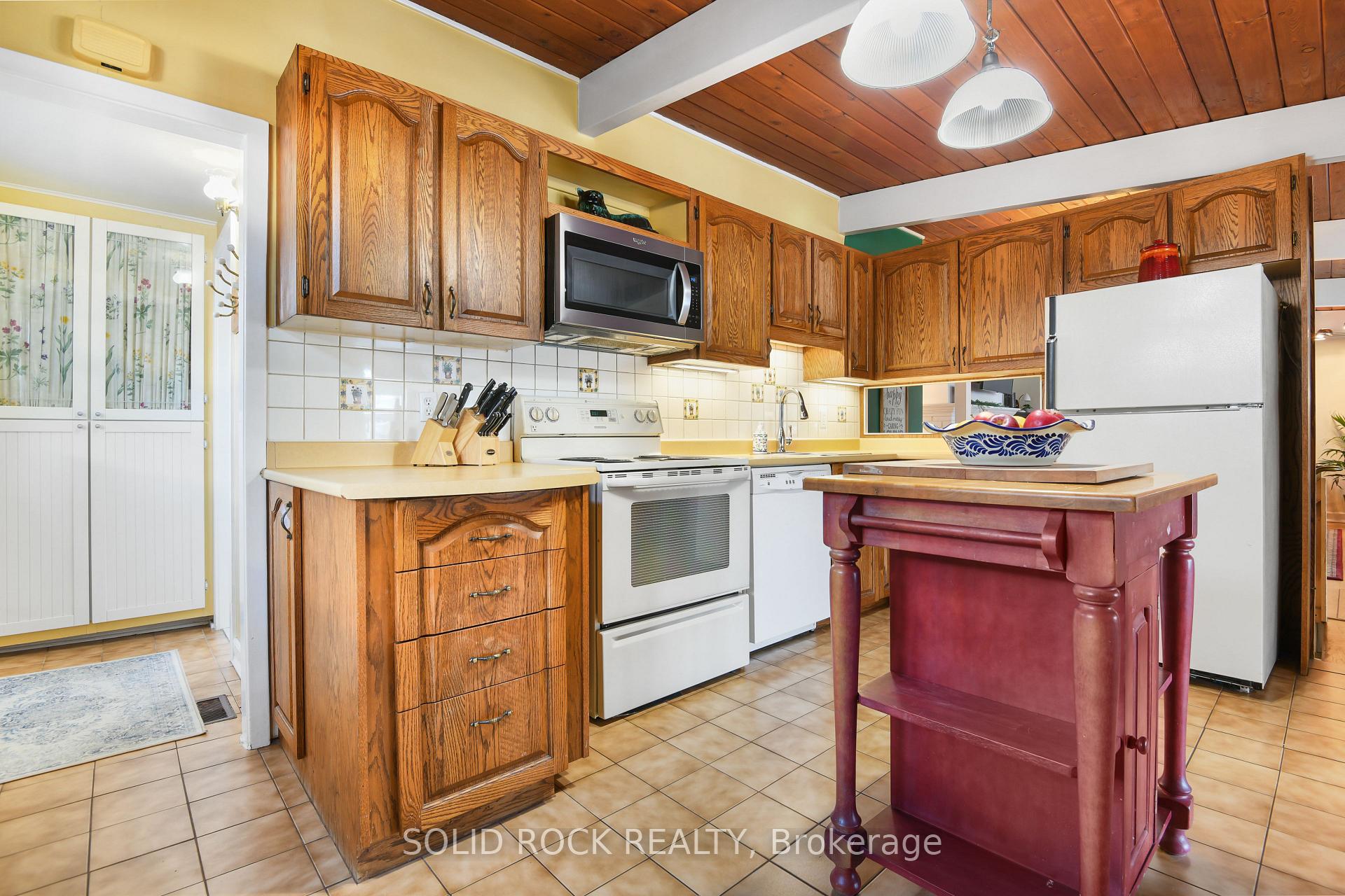 Photo 16 of 2440 Thorson Avenue, Ottawa, Queensway Terrace South/Ridgeview — HOMEH