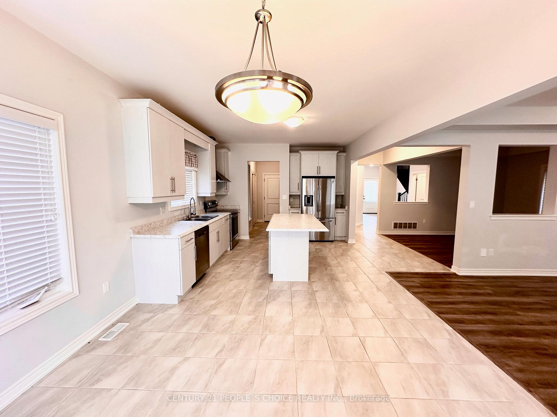 Photo 10 of Unit Main & Upper, 28 Swan Avenue, Pelham, Fonthill — HOMEH