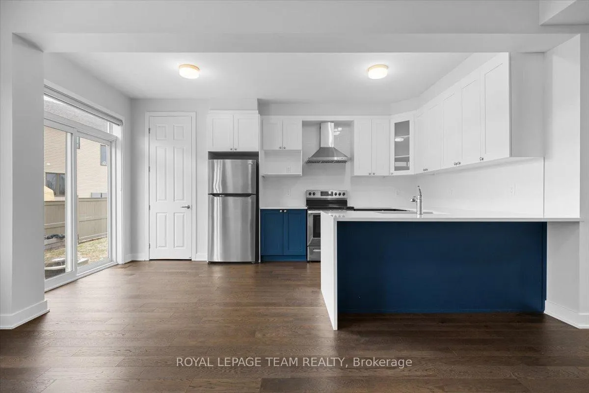 Photo 11 of 2123 Winsome Terrace, Ottawa, Fallingbrook/Gardenway South — HOMEH