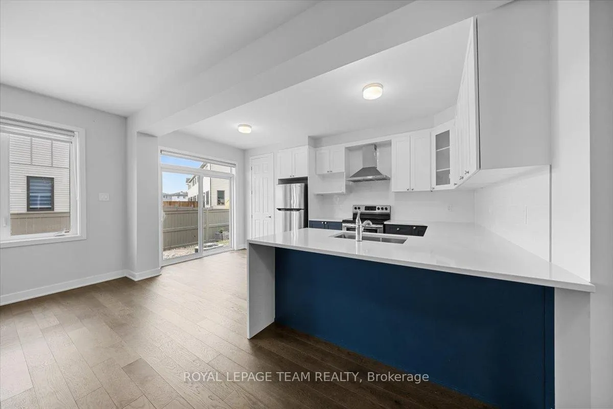 Photo 12 of 2123 Winsome Terrace, Ottawa, Fallingbrook/Gardenway South — HOMEH