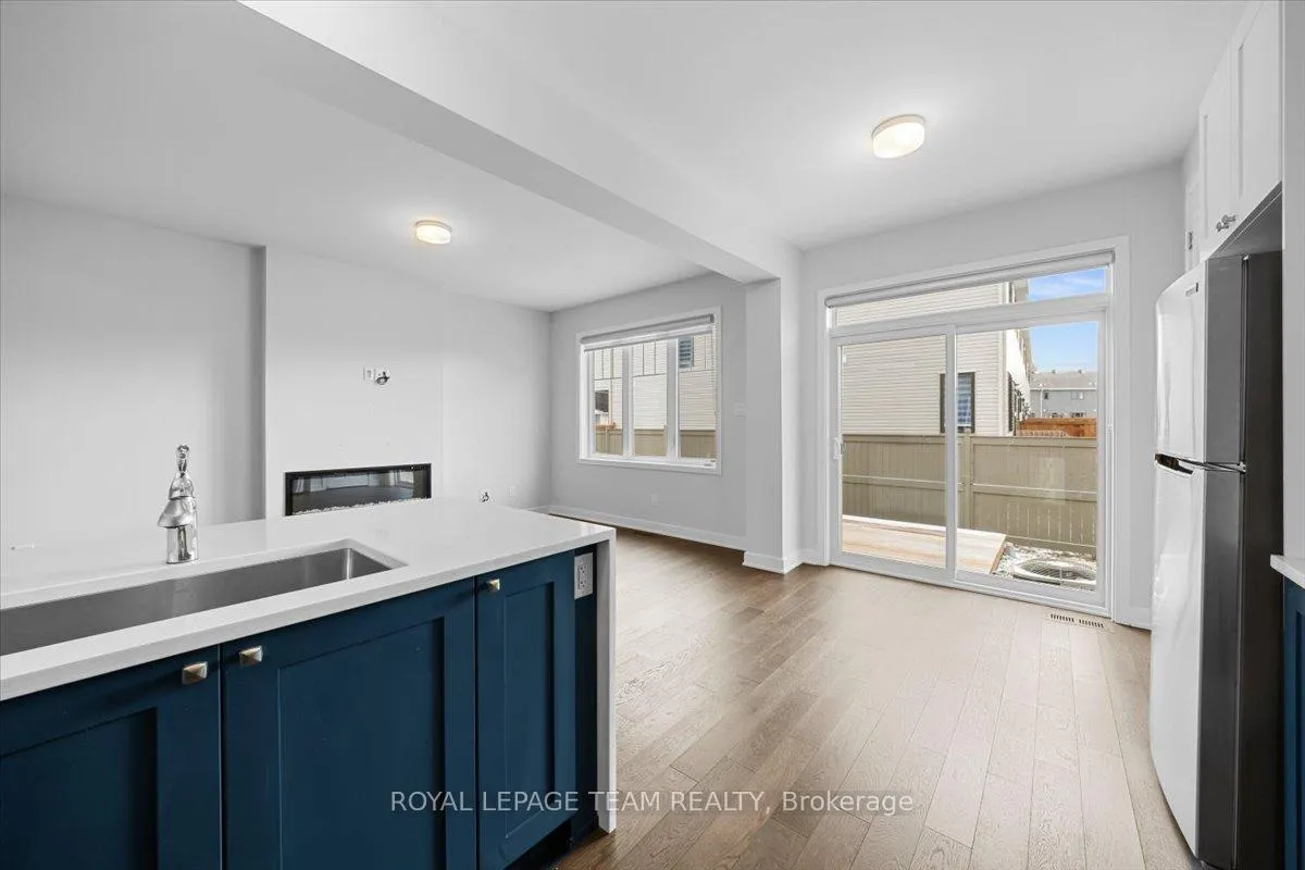 Photo 15 of 2123 Winsome Terrace, Ottawa, Fallingbrook/Gardenway South — HOMEH