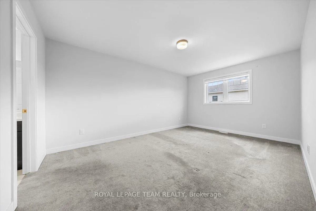 Photo 18 of 2123 Winsome Terrace, Ottawa, Fallingbrook/Gardenway South — HOMEH