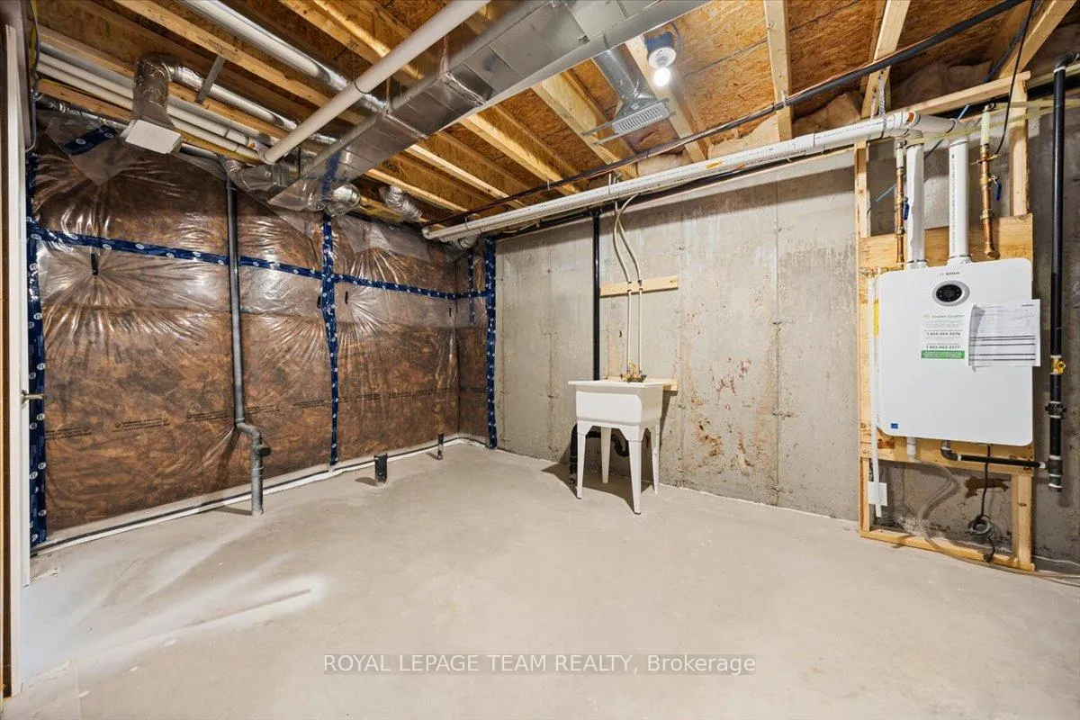 Photo 29 of 2123 Winsome Terrace, Ottawa, Fallingbrook/Gardenway South — HOMEH