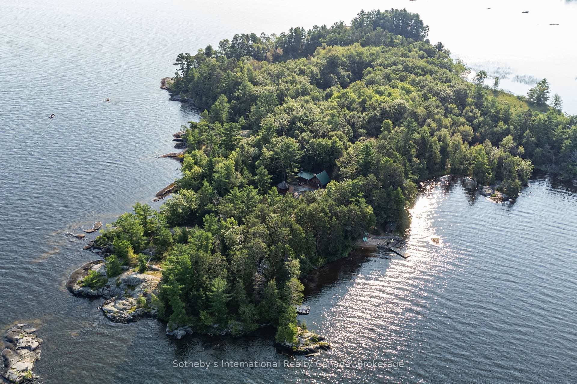 Front of 1 Brill'S Island