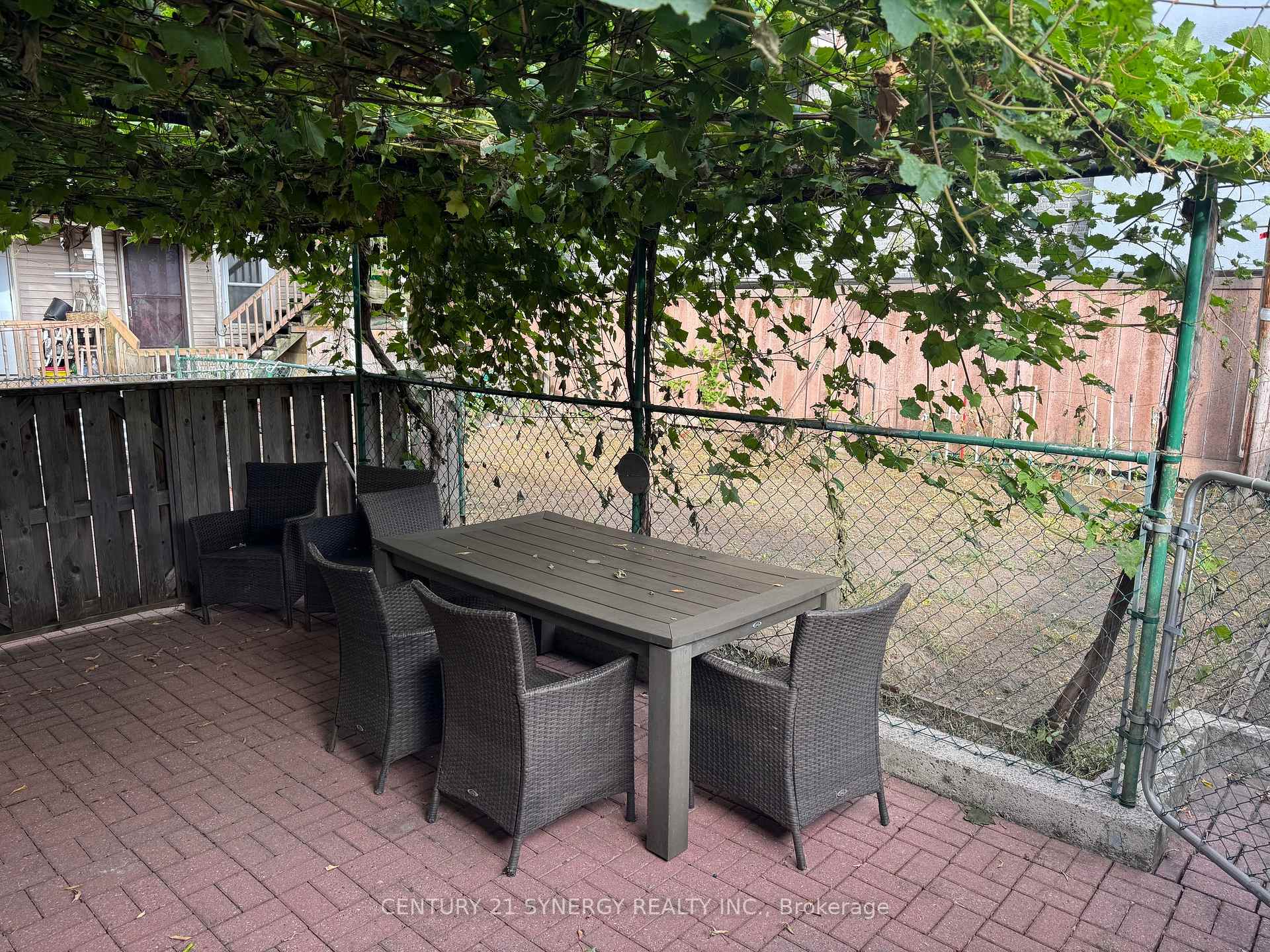 Photo 3 of 299 Arlington Avenue, Ottawa, Ottawa Centre — HOMEH
