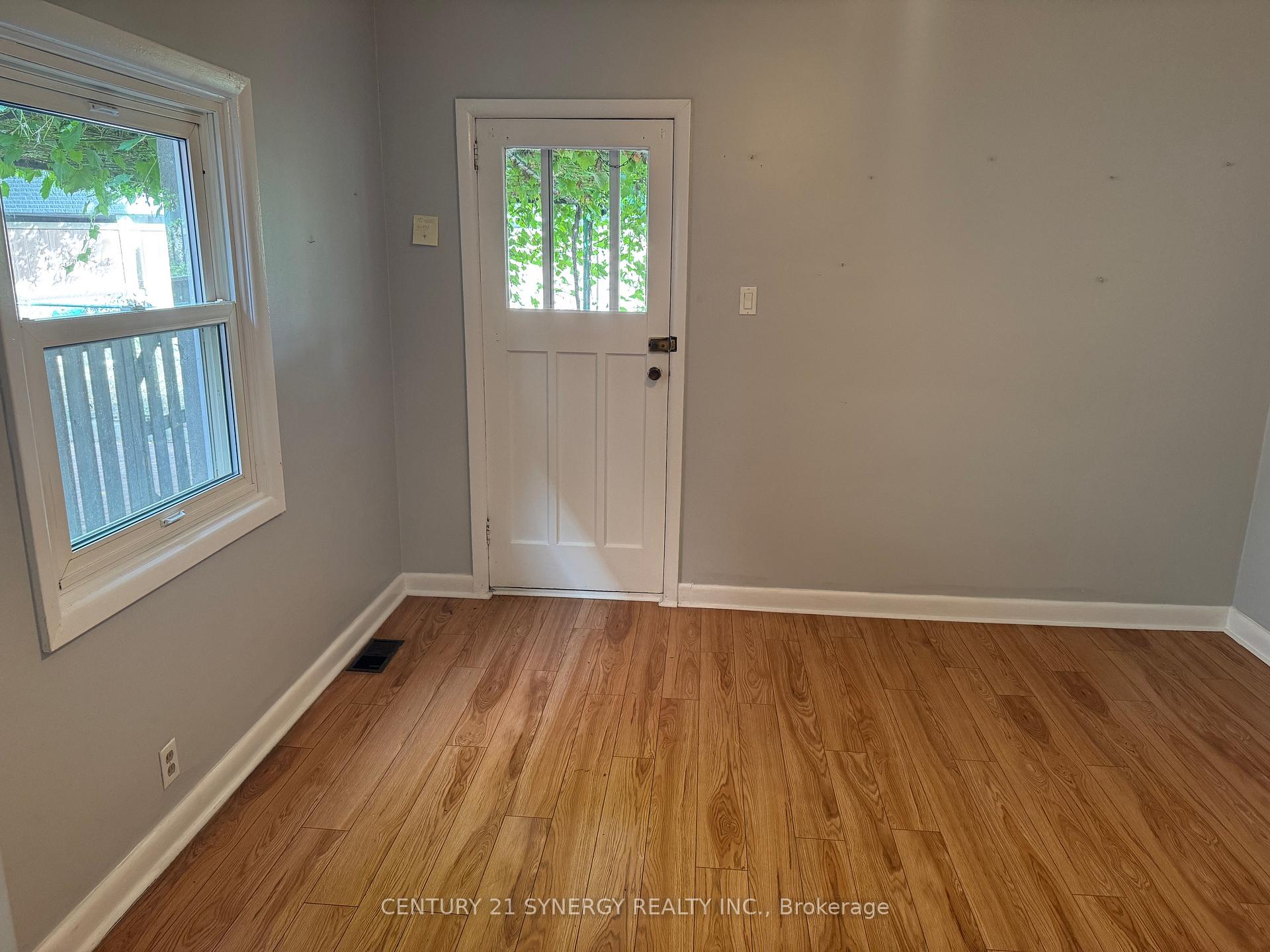 Photo 5 of 299 Arlington Avenue, Ottawa, Ottawa Centre — HOMEH