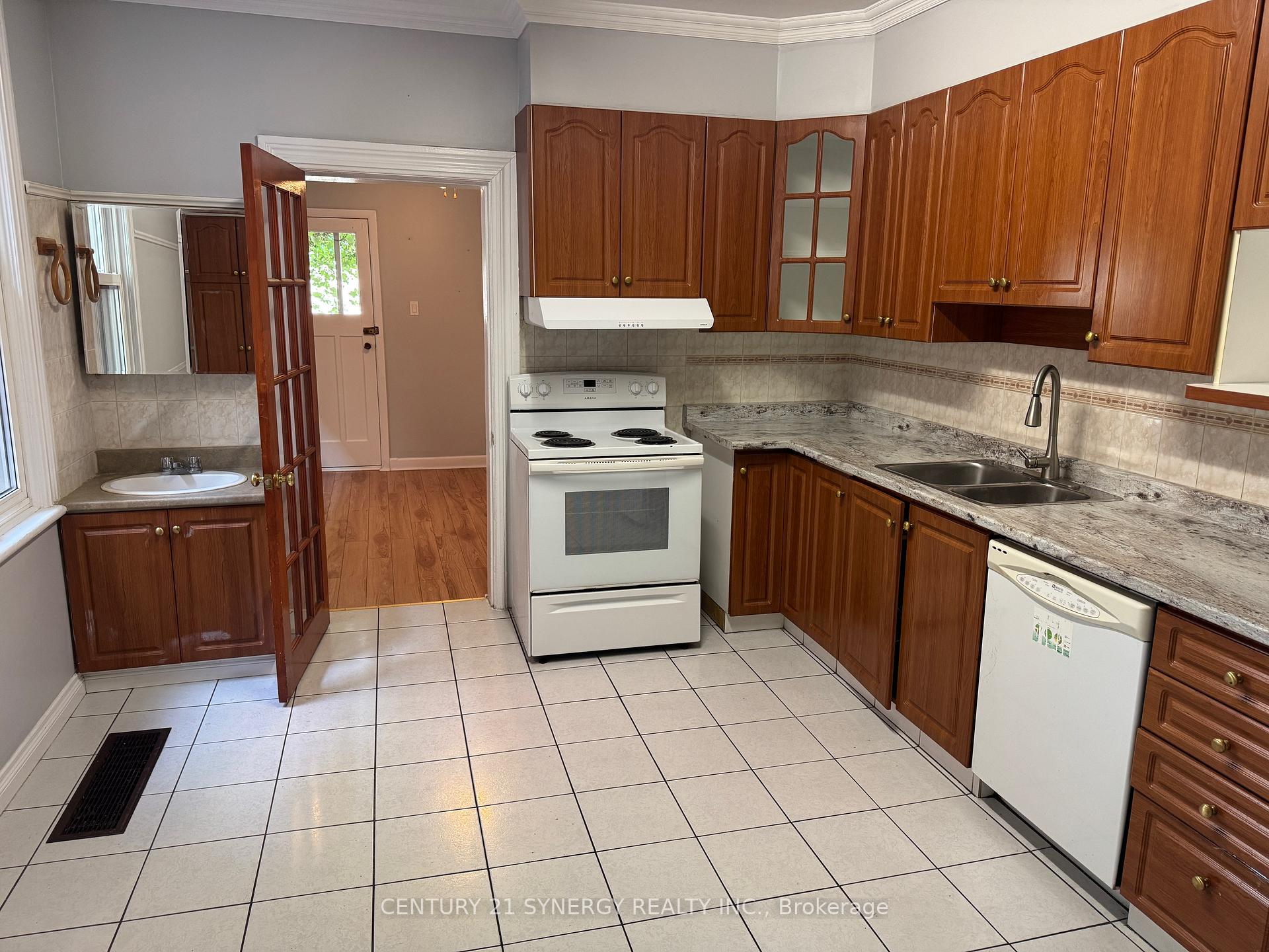 Photo 6 of 299 Arlington Avenue, Ottawa, Ottawa Centre — HOMEH